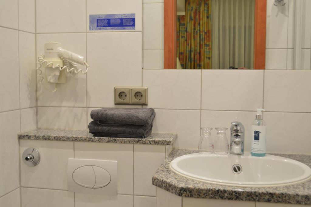 Abant Hotel Frankfurt Obertshausen Rom bilde