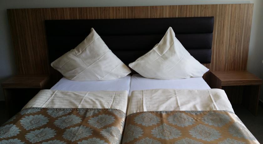 Abant Hotel Frankfurt Obertshausen Eksteriør bilde